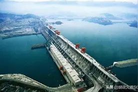看看驻守在三峡大坝周边的军事力量，谁还敢摧毁图片