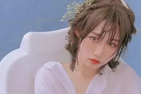 亚洲：蜜桃成熟时图片