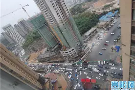 小区道路"小手术" 解决云岩区普天中央国际小区居民出行"大烦恼"图片