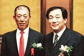 上将王震之子王军：掌舵中信27年，晚年心系新疆，3年投资50亿图片