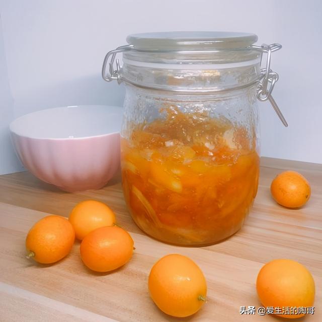 金桔和它天生一对，煮一煮，清甜润肺止咳，好喝又养生，老少皆宜