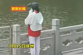 江苏：女子买鱼准备放生，好心祈祷半小时后，鱼儿不幸缺氧身亡图片