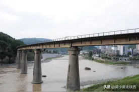 陕甘川交界有座神秘“边城”，美女很多，人口密度之高吓到初访者图片