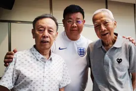 黄俊英和太太崔凌霄，他们用一生演绎了一个郎才女貌的爱情传奇图片