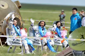 33天的神11航天员被抬回家，空间站90天，航天员身体究竟有何变化图片