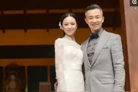 45岁程雷的28岁娇妻近照首次曝光，妻子漂亮迷人图片