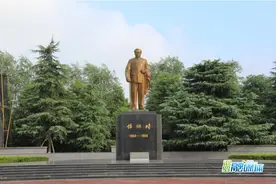 陈仲伯：《咏骆驼精神》图片