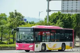 没坐过301路公交车的人，别跟我说你是银川人图片