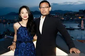 姜文：“我女儿是全世界最漂亮的”，看到照片后，网友：我服气了图片