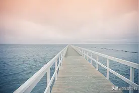 心理学家：有这3种表现的人，不是你不够好而是因为格局太小图片