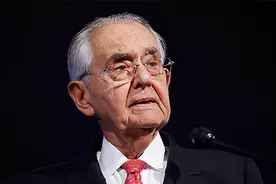 曾花600亿，帮潘石屹跑路的黑石，如今又要44亿抄底富力？图片