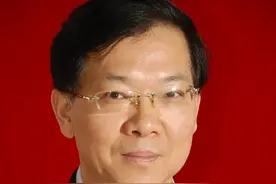 「每周一星」发挥中医特色 辨证施治肝病——薛敬东图片