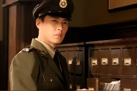 风起云涌，危机四伏，靳东、周扬二度携手上演谍战剧收获观众好评图片