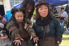 袖珍人朱洁，34岁长了一张萝莉脸，她的故事可比你想象的要辛酸图片
