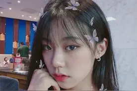 《舞法天女》的亚曼长大了，如今18岁是健身模特，肱二头肌好大！图片