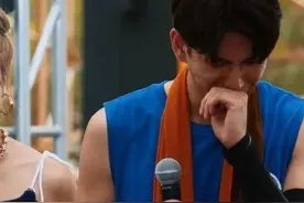 熬足九年！TVB男星始终被忽略无奈落泪：我已经很努力了图片