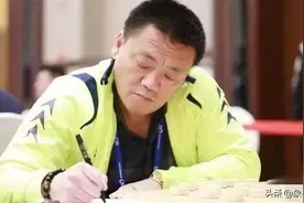 棋坛酒魔大师势不可挡，连挑四关笑傲群雄，情缘擂台大戏火爆非凡图片