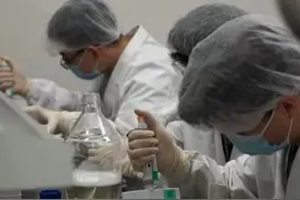 探访新冠灭活疫苗生产车间：生产线24小时不停歇 年产量将超6亿剂图片