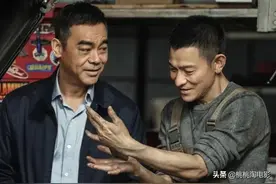 一出手就是王炸，难怪人人争着抢他图片