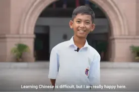 柬埔寨“网红”少年来华求学：中文很难 但我想去北京读大学图片