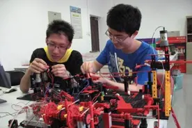 “专科生”算是大学生吗？多数人不清楚，专科生和本科生的区别图片