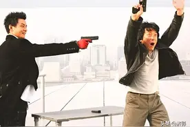 《新警察故事》里开头成炮灰的9个警员，原来个个都来头不小图片