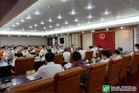 增强制度自信 依法履职尽责！市人大常委会学习贯彻庆祝中国共产党成立100周年大会精神图片