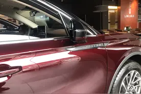 到店实拍2021款林肯冒险家，24.68万，不比宝马X1香吗图片