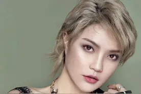 歌手有一种尴尬，叫做歌红人不红，这几位歌手都有这样的经历图片