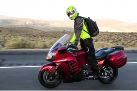 200美元以下的10款最佳摩托车头盔图片