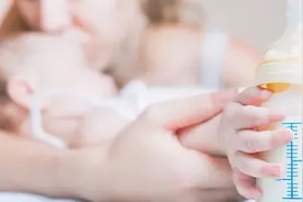 奶粉营养极高，为何还是不如母乳讨人喜欢？关键差在这2个方面图片