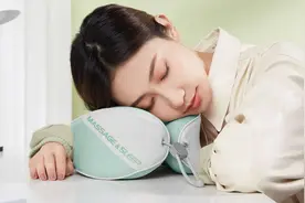 明明困得不行却还是睡不着，小米推出这枕头，可以消灭“失眠”了图片