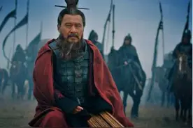 曹操一共有25个儿子，每一个都很有才能，为何最后偏选曹丕接班？图片