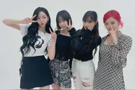 aespa八人舞台仅10秒，真人与AI共舞不整齐，网友：钱不能白花图片