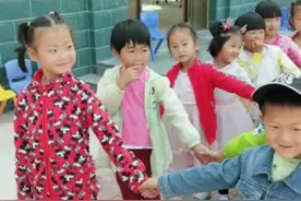 实拍：幼儿园男女比例严重失调，老师感叹以后找对象都困难了图片