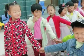 实拍：幼儿园男女比例严重失调，老师感叹以后找对象都困难了图片