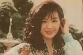“伍姑娘”伍咏薇的风云情史图片