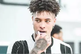 美媒评全球百大帅哥，乌布雷入围成为NBA独苗！勇士的骄傲！图片