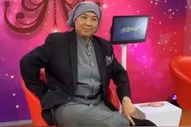她是费玉清亲姐，出家后穿金戴银，欠债千万，今再上综艺又被批图片