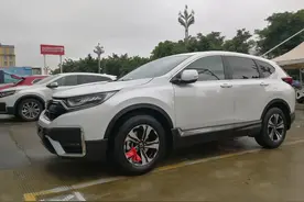 本田CR-V销量还挺不错，有人在问油耗，看车主们的回答图片