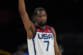 FIBA战神！17胜0负，不败的东契奇真能单挑美国？图片