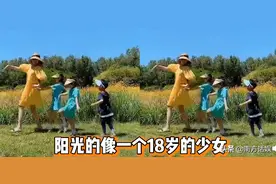 离婚又怀第四胎？甘薇晒近况衣着宽松小腹隆起，六字回应意味深长图片