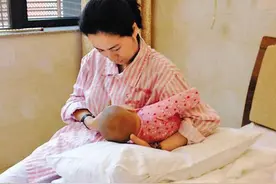 “妈妈请别再给我睡扁头”，扁头的危害，不只在于宝宝今后的颜值图片