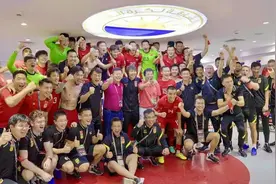国足18人客观评价！有人成神，有人高光，有人正常，有人失意图片