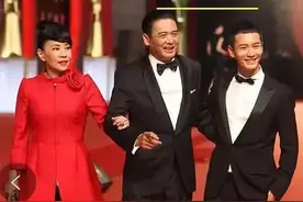 周润发：我身高1米8，黄晓明：我1米8，没有可比性图片