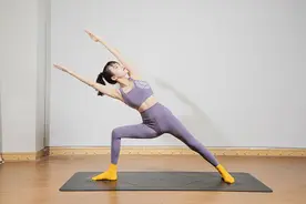 练瑜伽，我应该准备哪些装备？图片