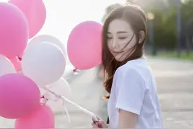 女人变心后，这些“身体语言”会不自觉地表现出来图片