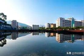 广西河池四所重点高中，都安高中今年破纪录，其它三所也不甘示弱图片