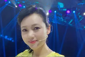 安徽台一姐周群婚姻告急？发文悲观还深夜痛哭，称自己一直在演戏图片