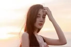 当看到胖迪回眸那一刻，我发现自己恋爱了图片